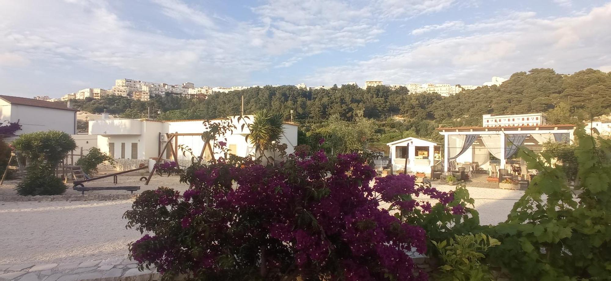 Casa Vacanze Villa Francesca Peschici Esterno foto